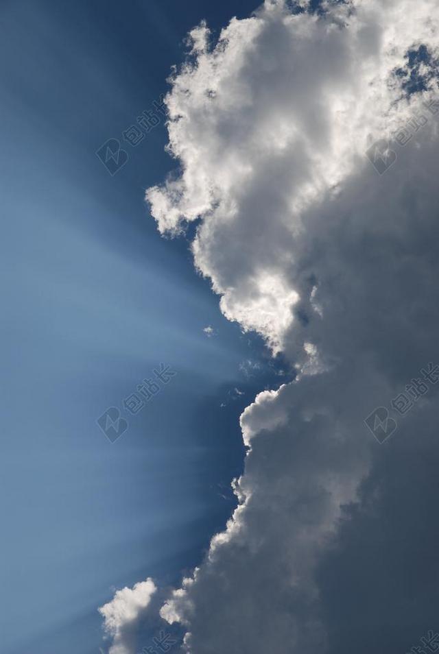 孙灯 太阳 阴天光线 天空 云 户外 景区 宁静 平流层