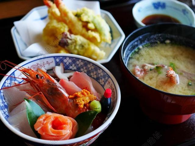 日本食品 生鱼片 海鲜 天妇罗 大酱汤 日本 日本风格