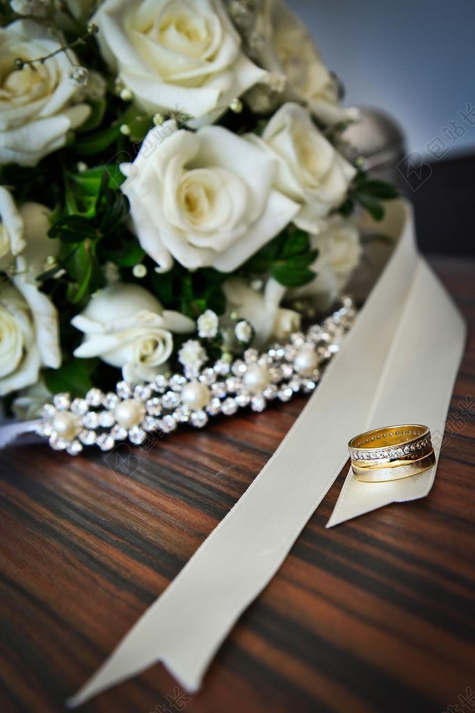 结婚婚礼节日庆祝鲜花花束背景图片