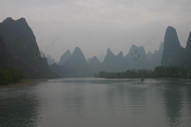 中国桂林山水旅游背景图片