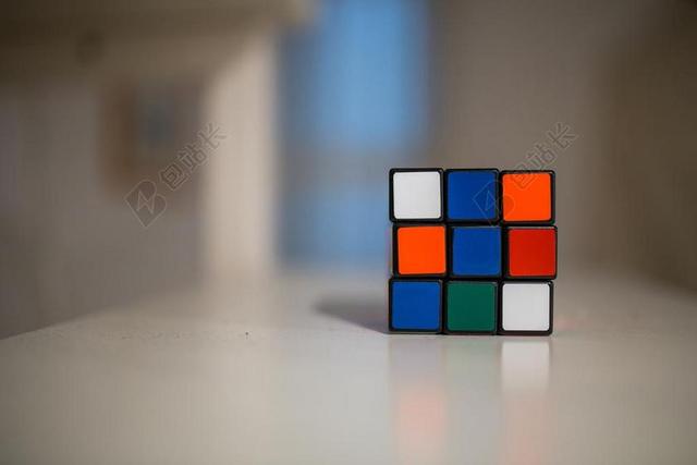 RUBIKS 多维数据集 游戏 乐趣 娱乐 颜色