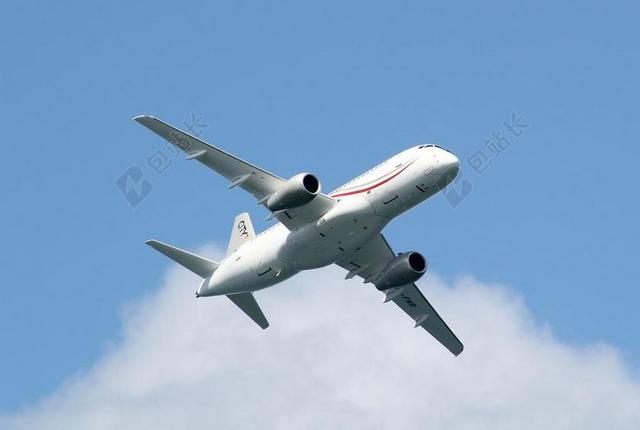 城捷航空 超级喷气SSJ100 这架飞机 低通 航空