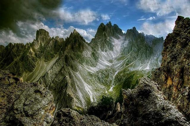 CDINI迪米苏丽娜 白云岩 山 意大利 高山 教科文组织世界遗产