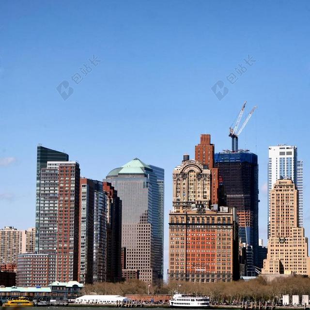 城市都市里的高楼楼群背景图片