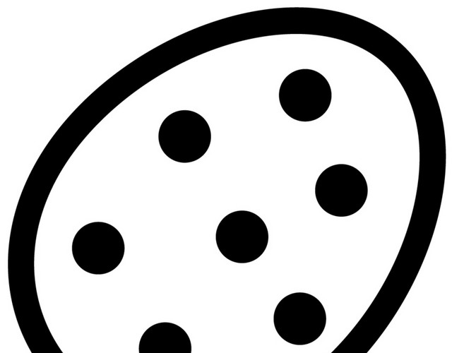 白色黑点鸡蛋素材