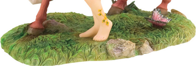 牵马的女生