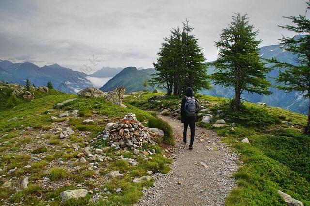 冒险 草 徒步旅行 景观 山 自然 户外 路径 岩 景区