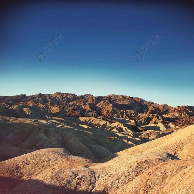 旅游清新落基山谷背景图片