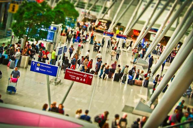 机场 旅游 飞 空中交通 旅行 离境 运输 假期 人