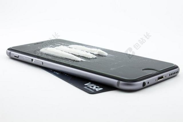 毒品 可卡因 海洛因 粉 信用卡 IPHONE 电话 吸毒成瘾