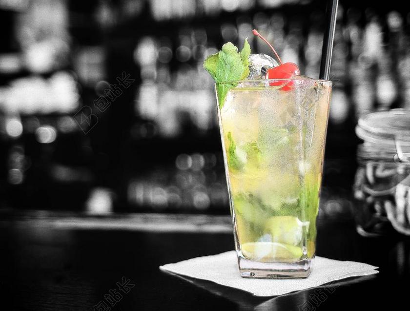 食物冰冻的薄荷汽水背景图片