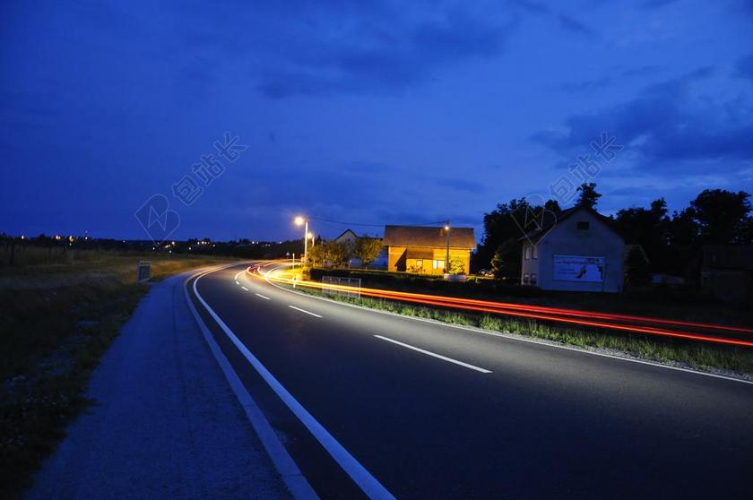 汽车 夜 灯 路 黑 车辆 炫 示踪剂 天空 聚光灯