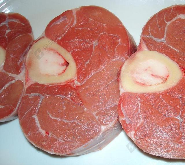 牛仔骨柄 肉 小牛肉 STEAKES HAXE 原料 未经烹煮