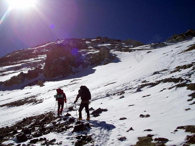 旅游清新登山者背景图片