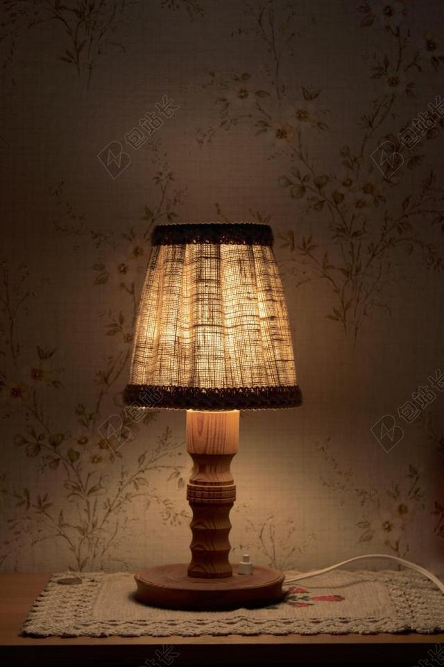 夜桌灯 光 床头桌 照明 电灯 光线 暖白色 灯泡 地狱