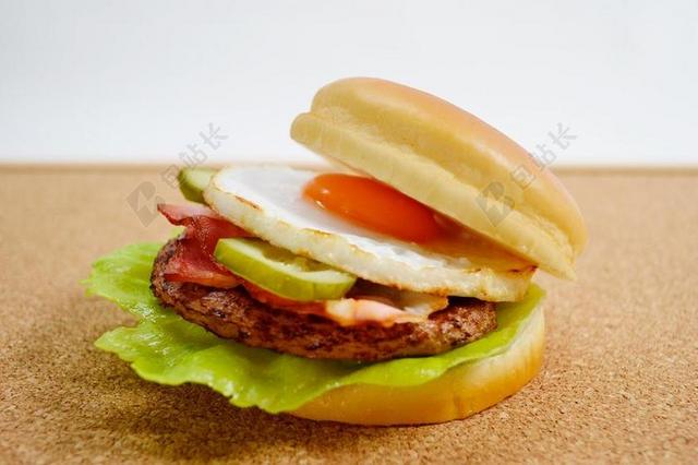 咸肉 油煎 鸡蛋 汉堡 食品 快 假 白 回