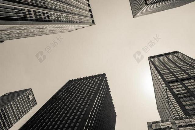 灰色建筑风景灰色的高楼天空背景图片