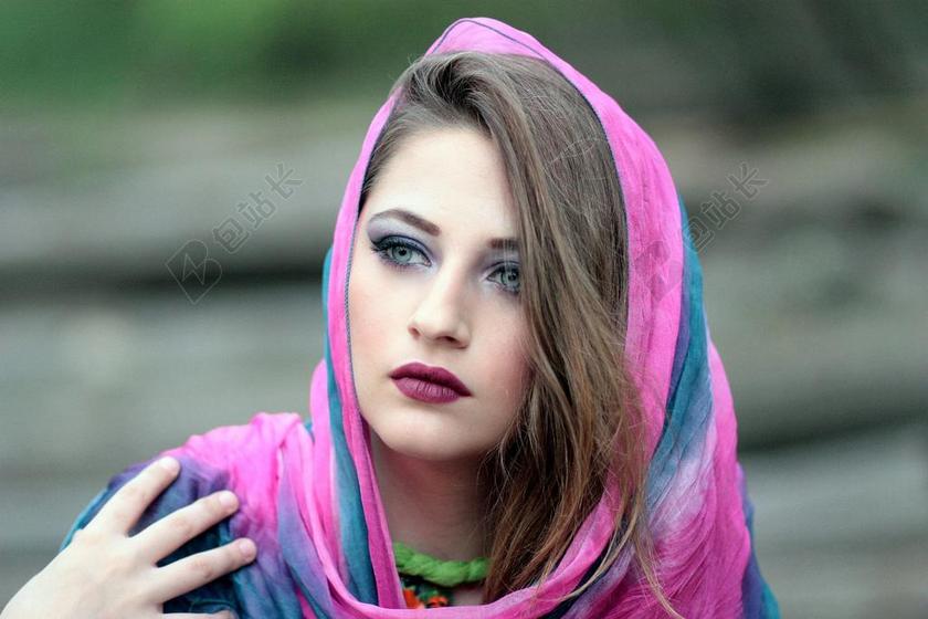 女孩 围巾 封面 东方 蓝色的眼睛 着色 美女