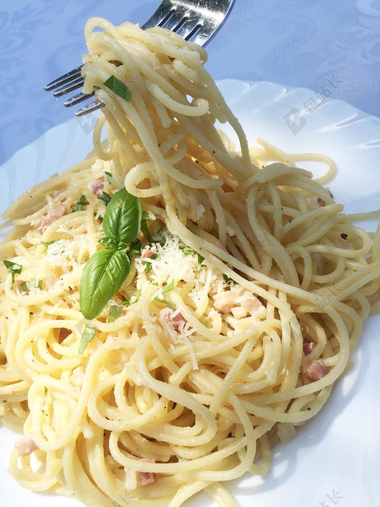 餐饮唯美意大利面背景图片