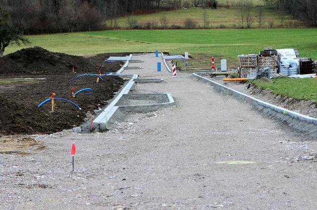 灰色交通纹理建设中的道路背景图片