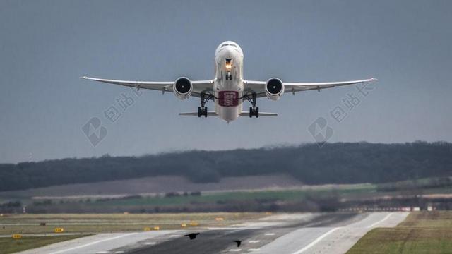 飞机 机场 离境 启动 飞 起飞 客机 空中客车公司 上升