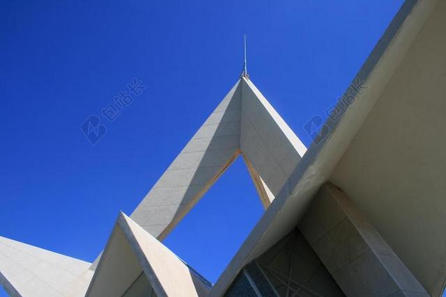 建筑白色的现代纪念碑背景图片