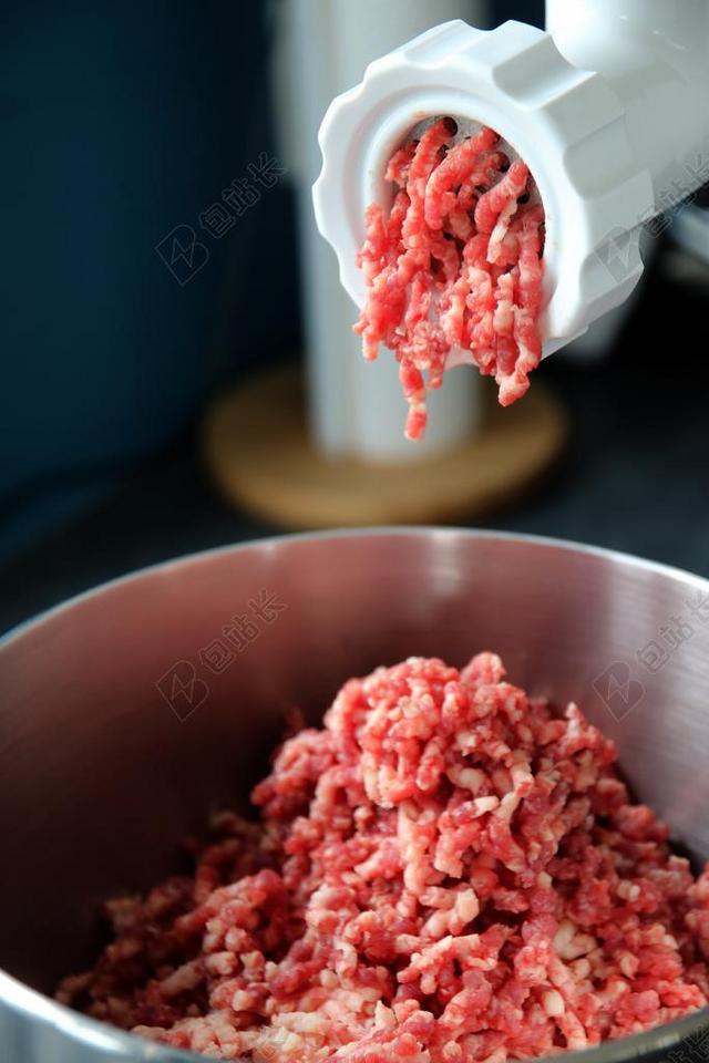绞肉机 碎的肉 碎牛肉 碗 自己动手 黑客 碎   肉