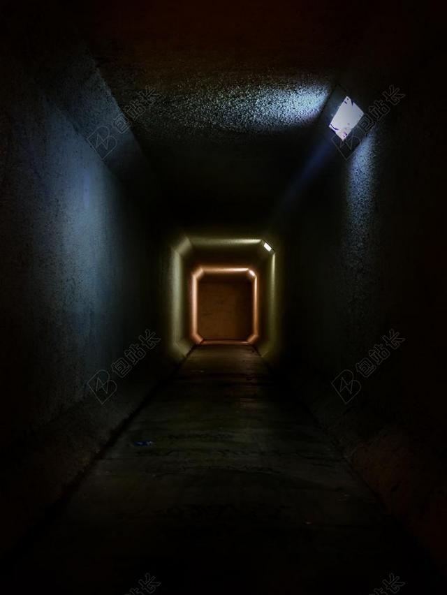 隧道 鬼 神秘 黑暗 地下 光 铁路 结构 走廊 恐怖