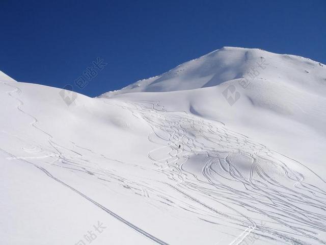 旅游自然雪山滑雪背景图片