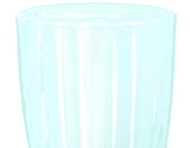 玻璃杯