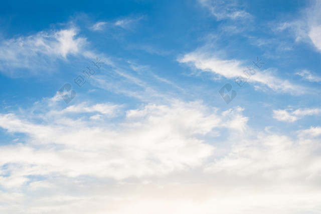 天空背景唯美蓝色天空蓝天白云背景图