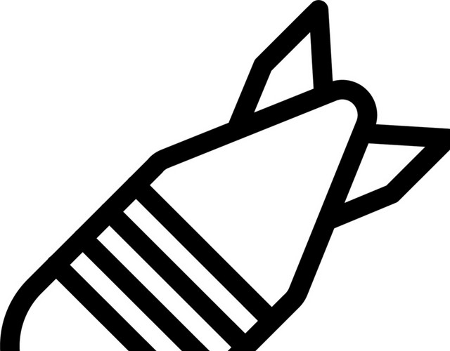 手绘卡通炸弹素材