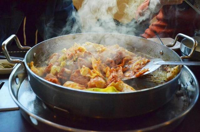 餐饮清新韩国火锅料理背景图片