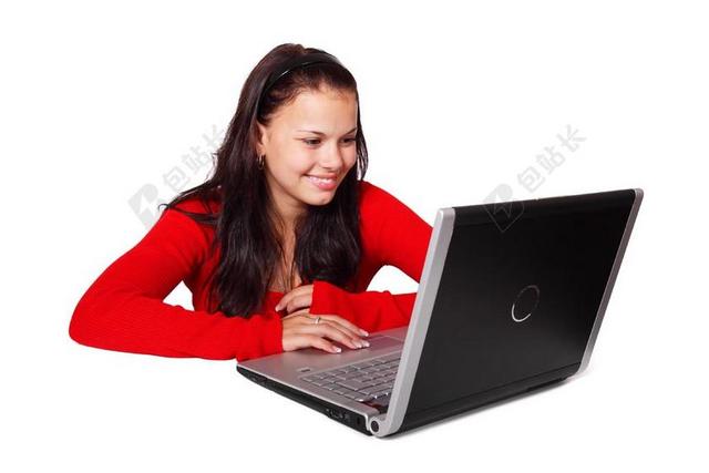 人物用电脑的红衣女人背景图片