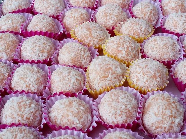 美食 椰子球 食品 甜点 甜 美味 自制