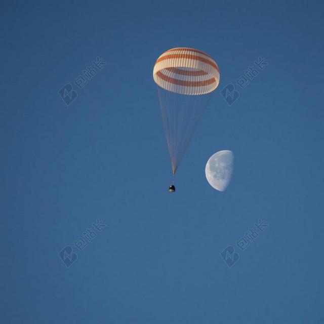航天器 着陆 联盟号 国际 空间 站 飞船 月亮 地球