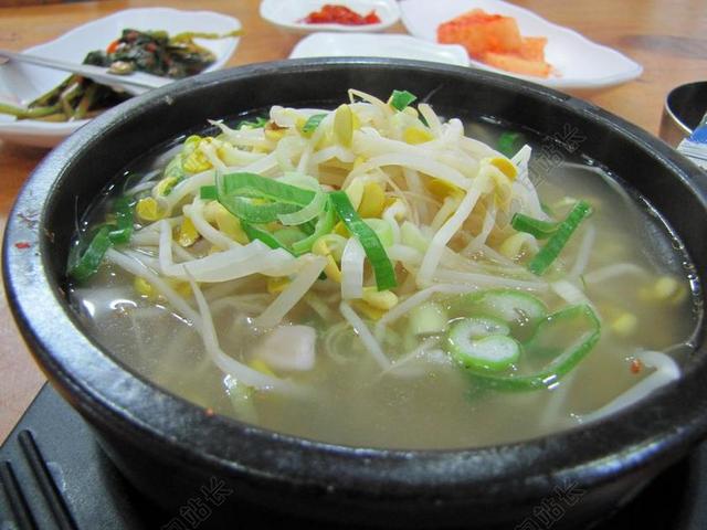 餐饮简约水稻豆芽汤背景图片