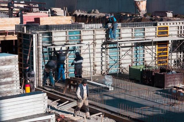 网站 建筑工人 加固 加强 混凝土 施工现场 脚手架 新建筑