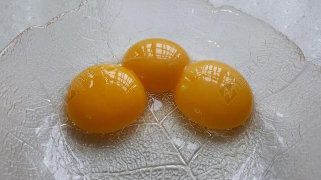 蛋黄 黄色 鸡蛋