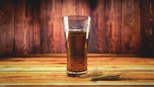 啤酒 醉 饮料 玻璃 杯 大麦 麦芽 树 木 表 板