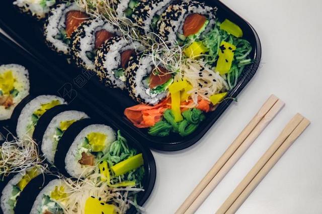 彩色食物日式多彩寿司小菜等寿司美食背景图片