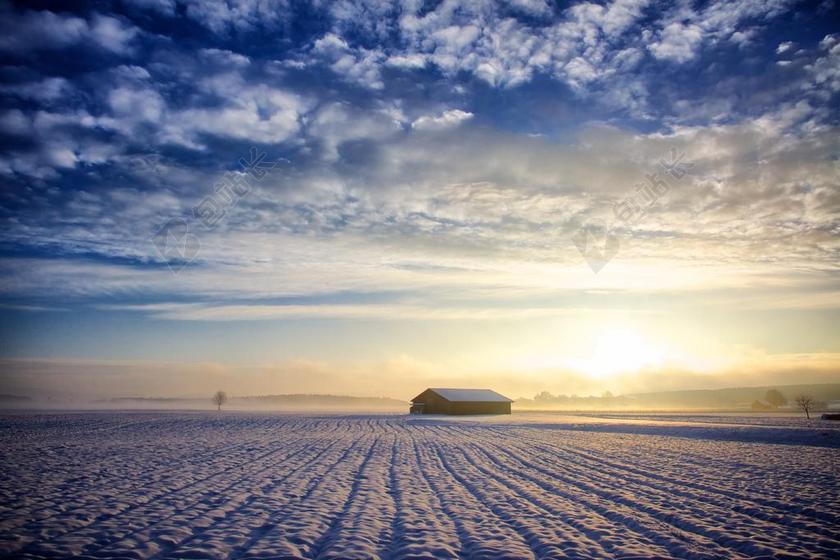 景观 性质 太阳 天空 云 棚屋 冬天 雪 冷 草地