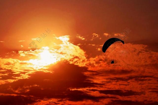 日落 橙色 太阳 滑翔伞 降落伞 天空 空气 自由 冒险