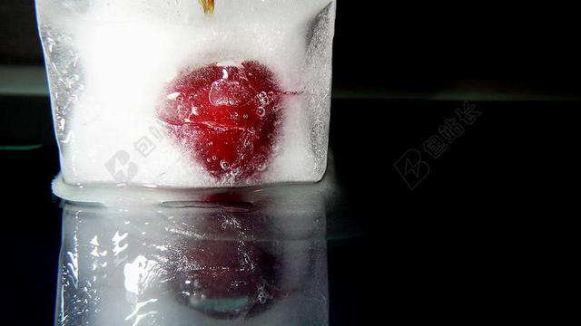 令人垂涎 浆果 娇嫩 美味 冰 草莓在冰 草莓 吃 弗里施