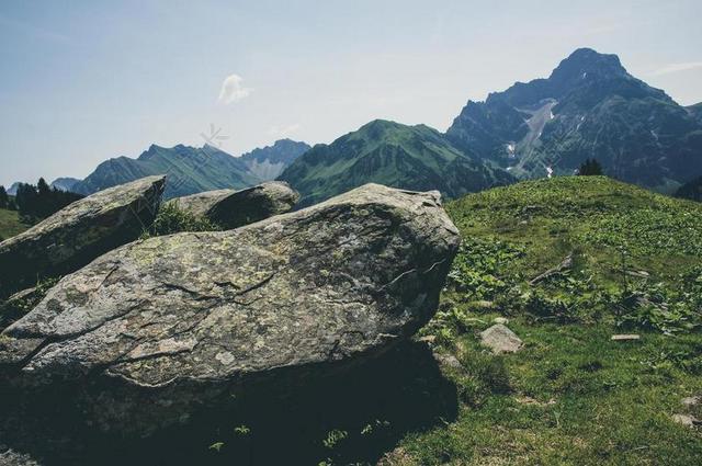 石 山 性质 奥地利 KLEINWALSERTAL 线索 岩
