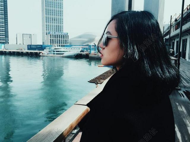 黑色人时尚黑衣时尚少女背景图片