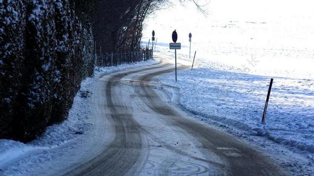 冬天 冰 离 道路 交通 雪 冷 寒冬 白 风险 运动