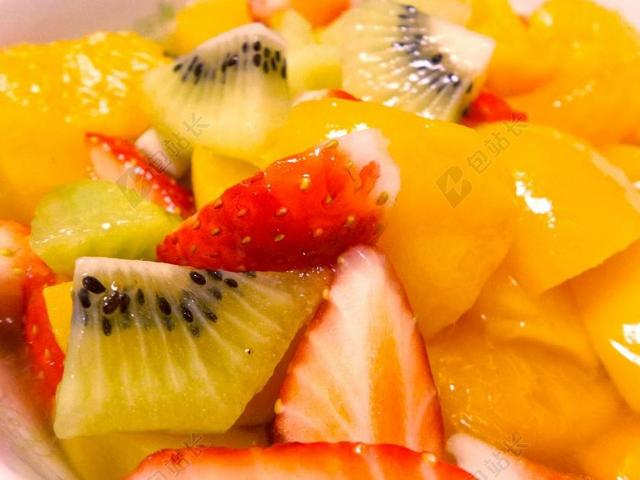 水果 沙拉 食品 健康 猕猴桃 自然 碗 芒果 桃 草莓
