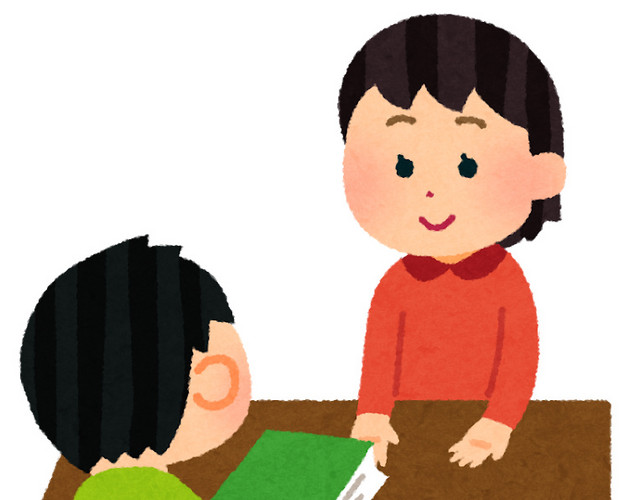 女孩互相交流学习素材