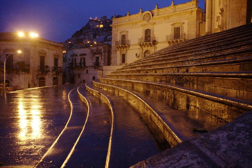 昏黄旅游古典怀旧阶梯建筑设计背景图片